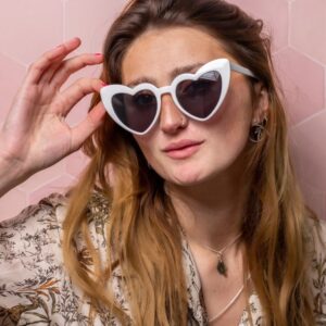 Heart-Shaped Vintage Sunglasses for Women