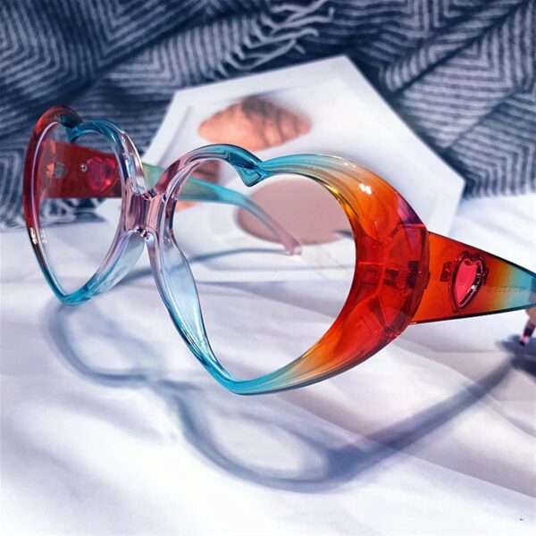 Heart-Shaped Gradient Love Sunglasses for Women - Image 6