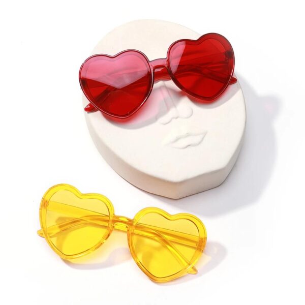 Trendy Heart-Shaped Rimless Sunglasses - Image 5