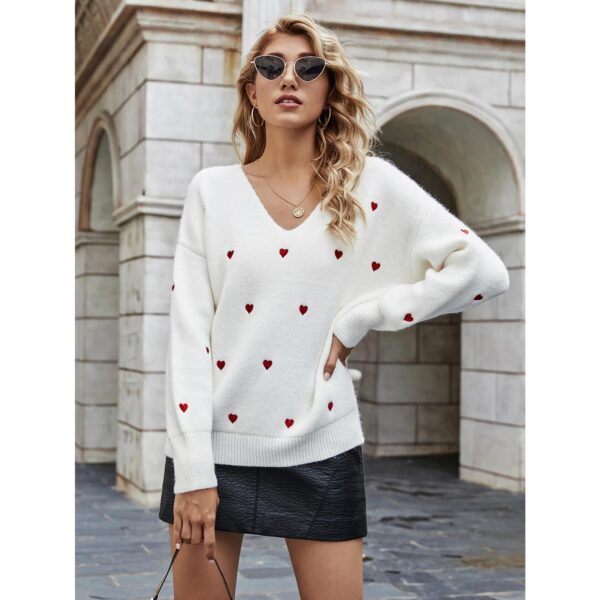 V Neck Embroidery Heart Sweater - Image 2