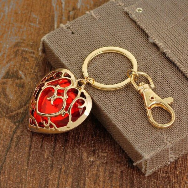 Stylish Hollow Love Keychain – Zelda Legend Inspired