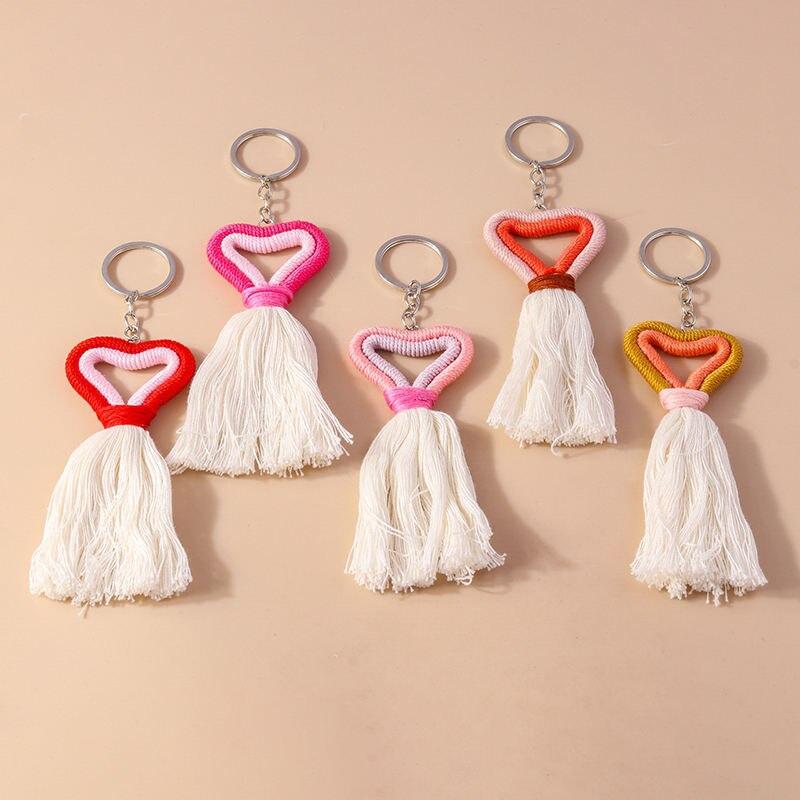 Fashion Love Heart Tassel Charms Keychain Souvenir Gifts for Women Men Car Key Handbag Pendant Keyrings DIY Jewelry Accessories