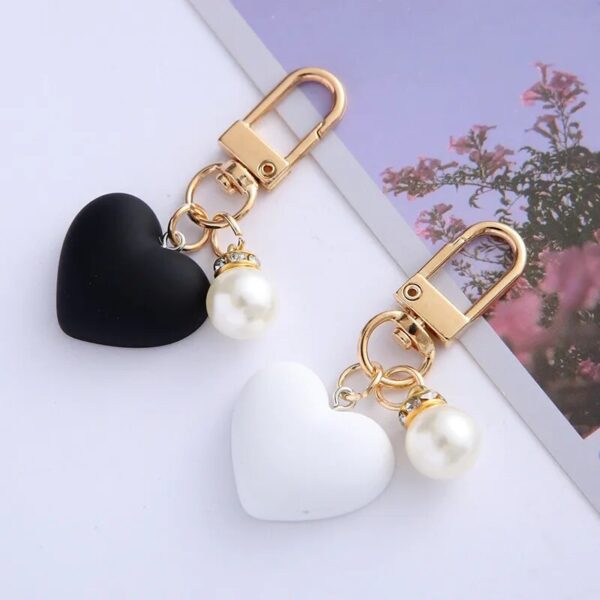 Trendy Heart & Pearl Charms Keychain