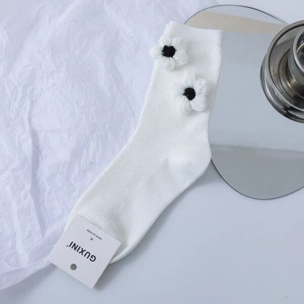 Chic Black & White Cotton Knit Flower Socks
