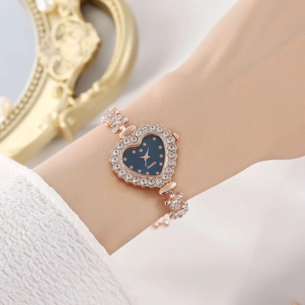 Luxury Crystal Diamond Ladies Quartz Watch - Image 2