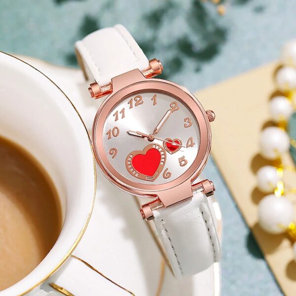 Elegant Fashion Ladies Watch - Image 3