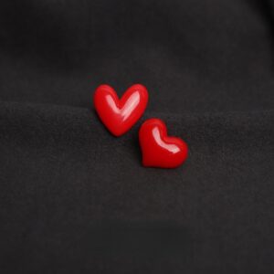 Charming Red Heart Resin Brooch Pins