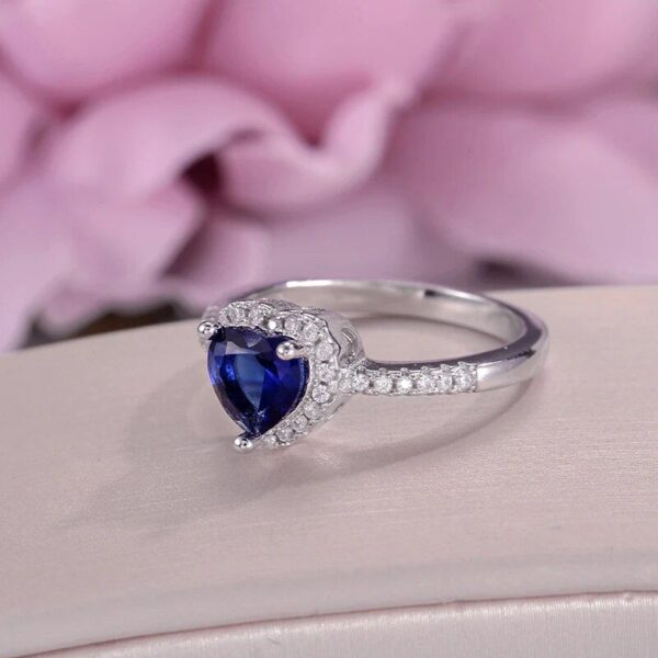 Luxury S925 Sterling Silver Blue Heart Cubic Zirconia Bridal Ring