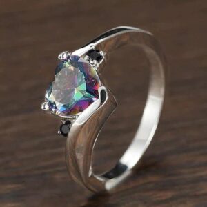 Elegant Heart-Shaped Cubic Zirconia Ring