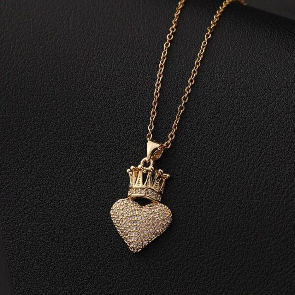 Classic Queen Crown Love Pendant Necklace