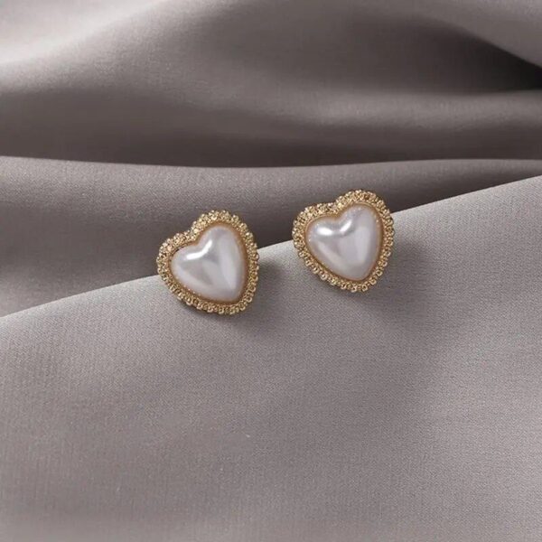 Golden Heart Pearl Stud Earrings