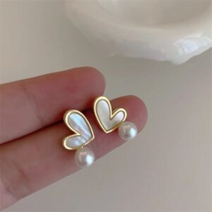 Elegant Pearl Shell Love Heart Stud Earrings