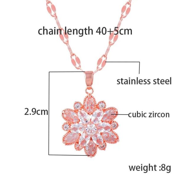 Gold-Plated Crystal Flower Pendant Choker