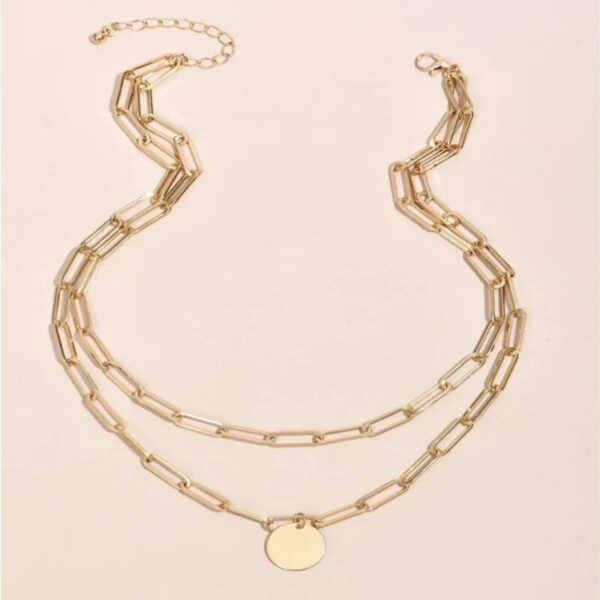 Elegant Metal Chain Round Pendant Necklace