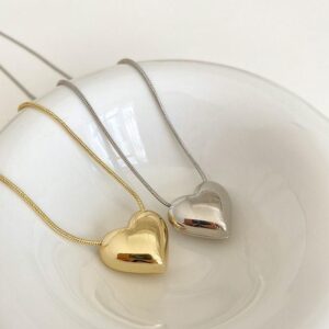 Trendy Gothic Heart Pendant Necklace