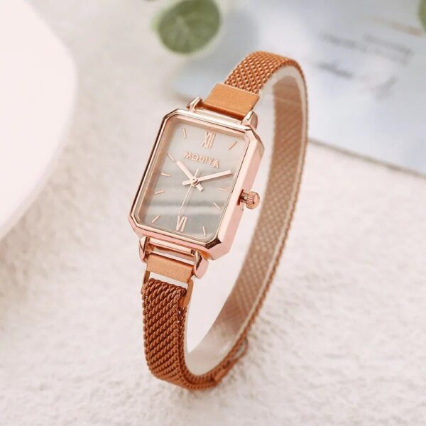 Elegant Square Dial Quartz Women’s Watch with Magnetic Rose Gold Mesh Strap