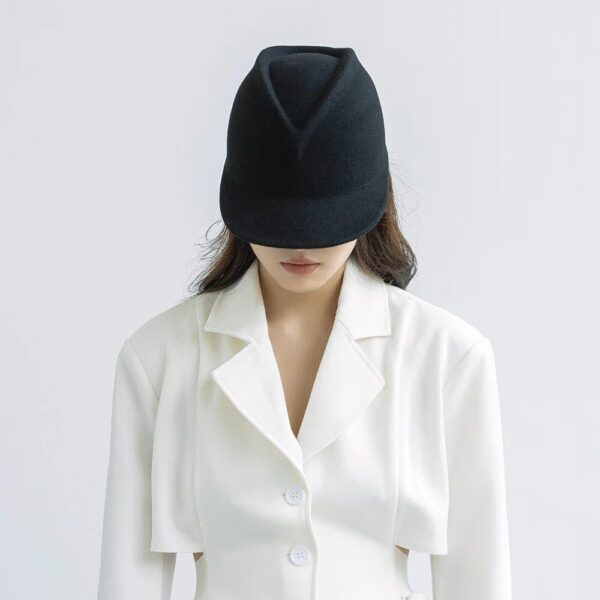 Women’s Wool Visor Hat, Casual & Warm Outdoor Accessory