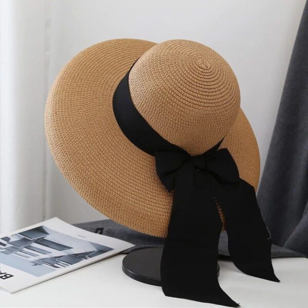 Chic Vintage Hepburn-Inspired Black Bow Straw Sun Hat