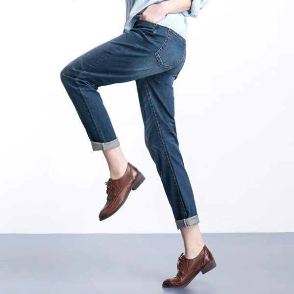 Vintage-Inspired Mid Waist Stretch Boyfriend Jeans for Curvy Women