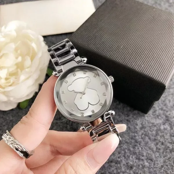 Chic Little Bear Quartz Women’s Watch with Steel Band – Fashionable & Sweet