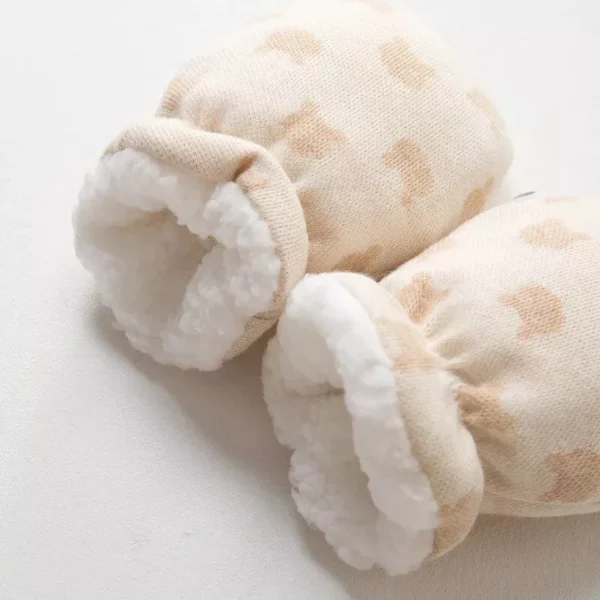 Cozy Fleece Full-Finger Baby Mittens – Warm and Soft Newborn Winter Gloves