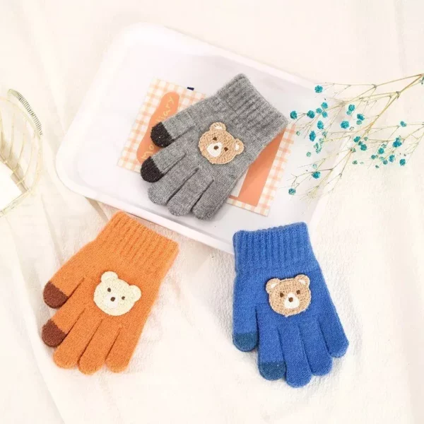 Adorable Cartoon Bear Knit Gloves for Toddlers – Warm and Cozy Acrylic Mittens