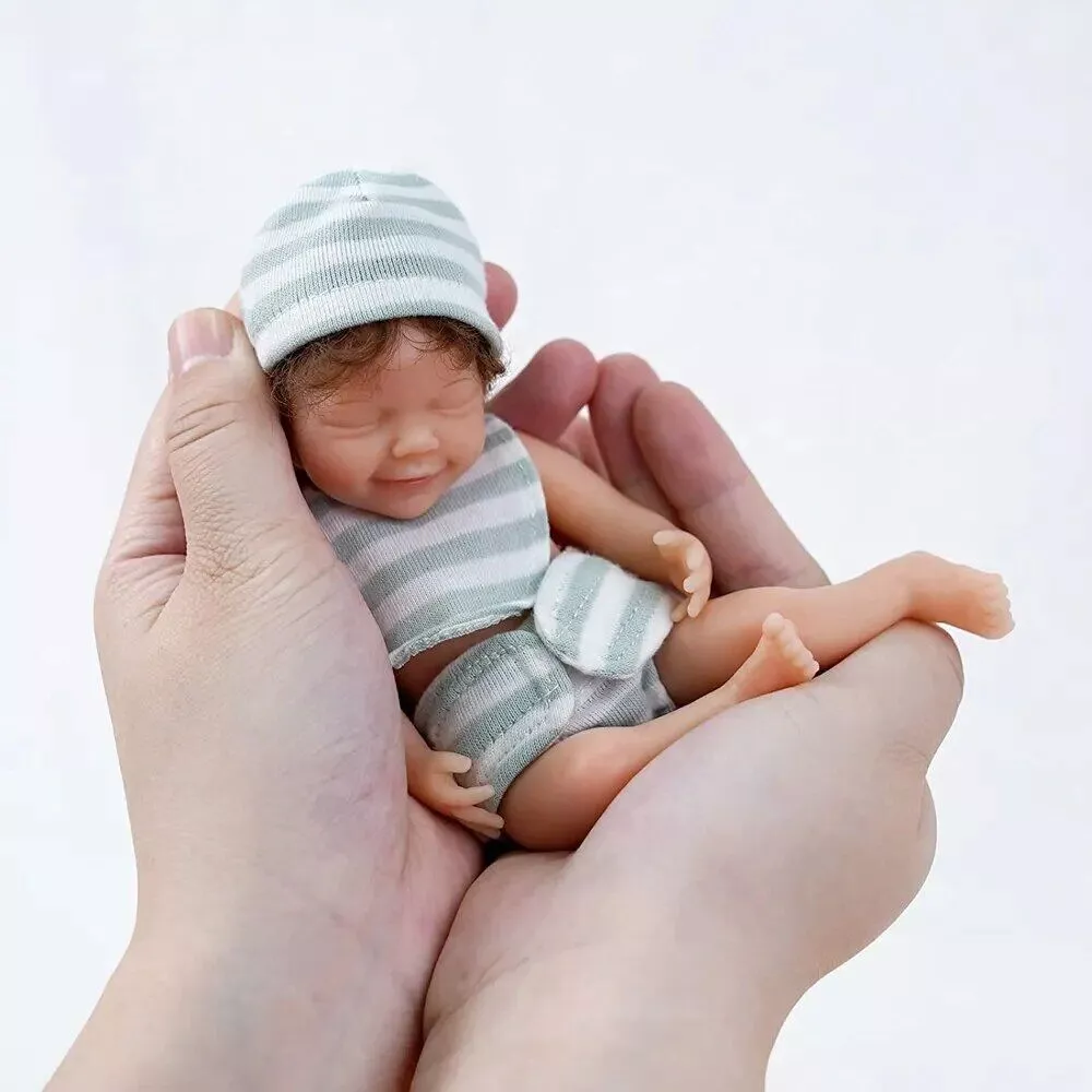6-Inch Lifelike Silicone Newborn Boy Doll – Realistic 3D Skin Tone Baby Companion Toy
