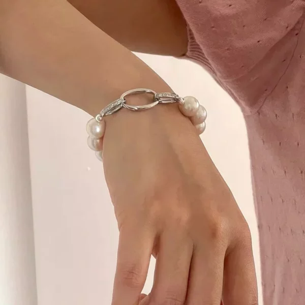 Chic Geometric Crystal & Pearl Hand Catenary – Fashion Mood Tracker Bracelet