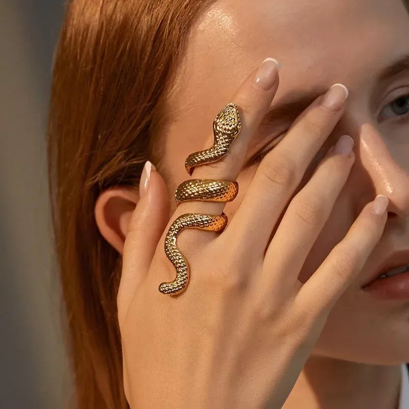 Adjustable Cobra Spirit Ring – Trendy Snake-Shaped Mood Ring for Women