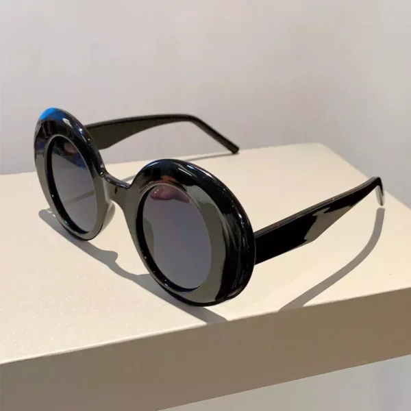 Trendy Round Sunglasses – Unisex Vintage Fashion Eyewear with UV400 Protection
