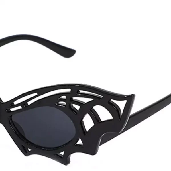 Unique Bat Shape Retro Halloween Sunglasses – Unisex Novelty Eyewear for Parties