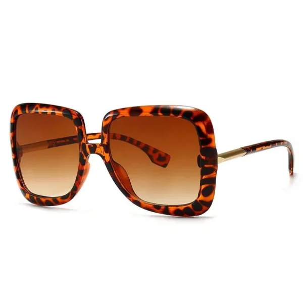 Chic Oversized Square Sunglasses – Vintage-Inspired Fashion Shades for Women