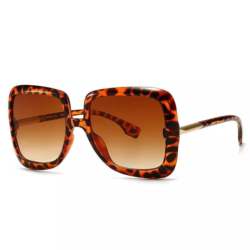 Chic Oversized Square Sunglasses – Vintage-Inspired Fashion Shades for Women