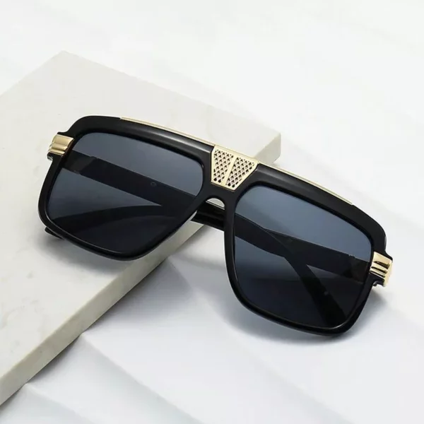Trendy Oversized Square Sunglasses – Unisex UV400 Protective Eyewear for Outdoor Activities