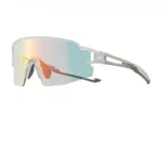 Photochromic Polarized Cycling Glasses - UV400 Protection, Lightweight Eyewear for Biking Enthusiasts