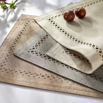 Elegant Hollow Edge Placemats Set – Polyester, Washable, 13×18 Inch – Set of 4