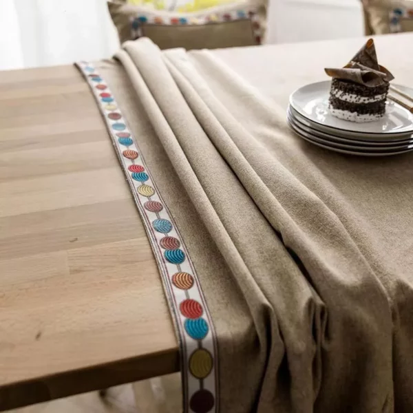 Elegant Polyester Tablecloth for Dining and Decor