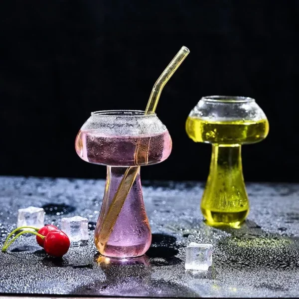 Enchanting Mushroom Cocktail Glass – 260ml Novelty Drinkware for Parties and Events