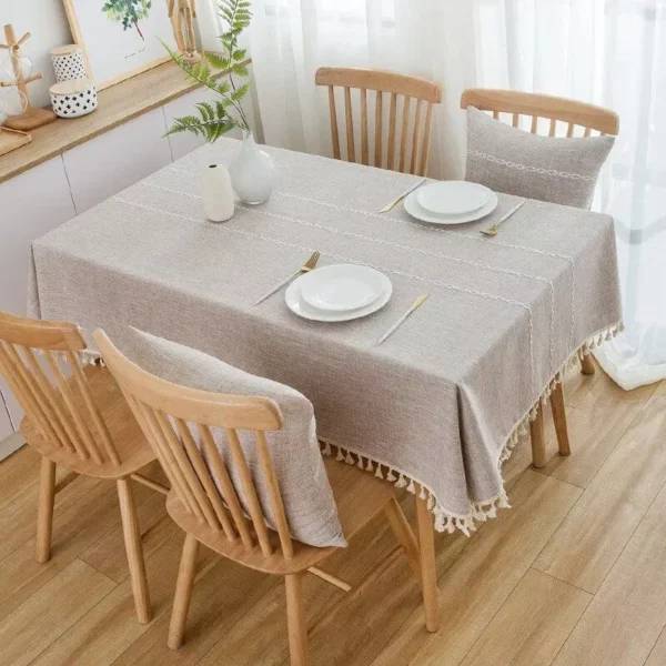Elegant Tassel-Stitched Polyester Tablecloth