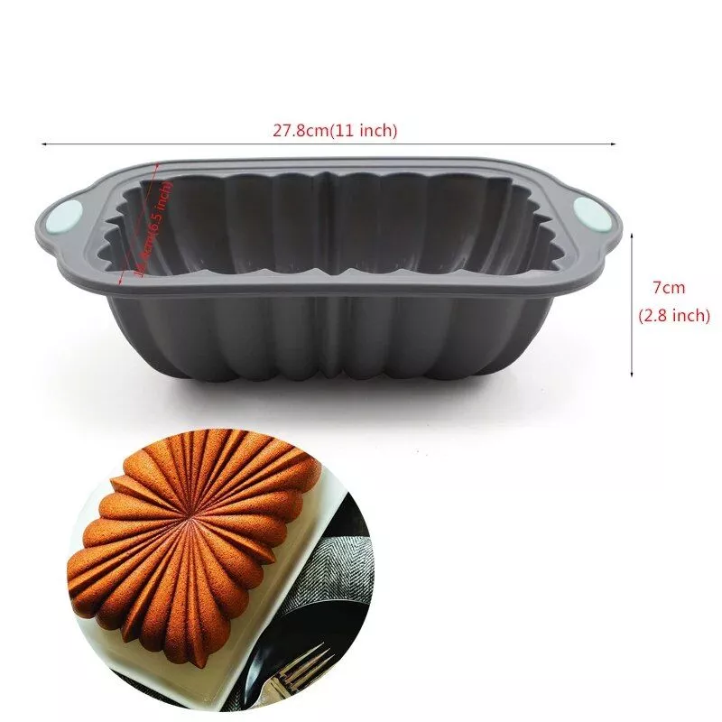 Classic Fluted Silicone Bread Loaf Pan
