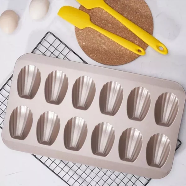 Deluxe Shell-Shaped 12-Grid Nonstick Baking Pan for Madeleines and Muffins