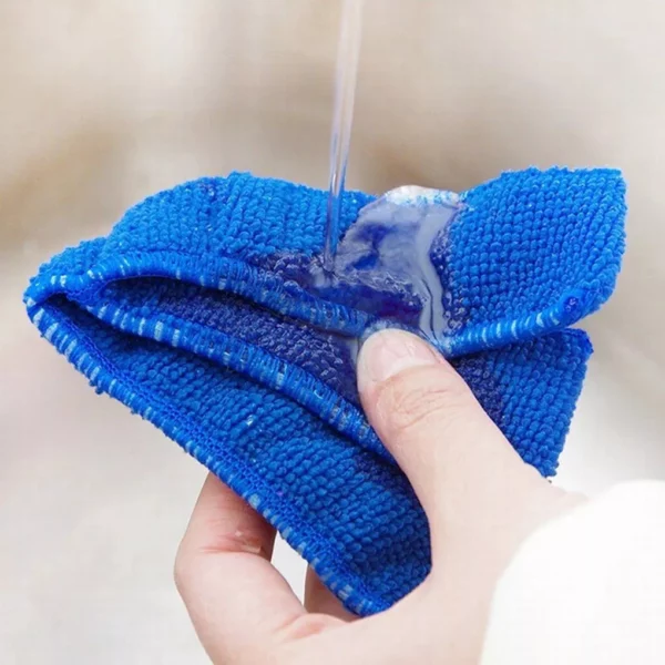 Multi-Purpose Microfiber Cleaning Brush - Image 4