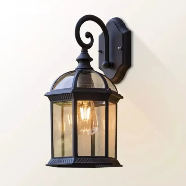 Elegant Vintage Outdoor Wall Lamp - Image 4