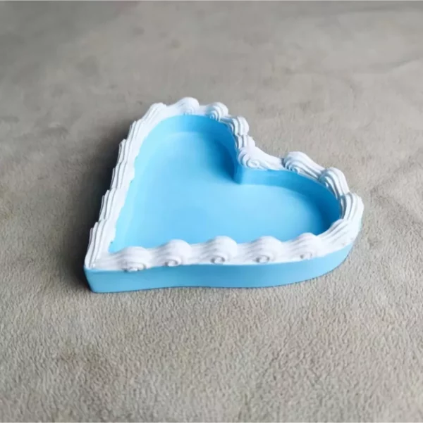 Heart-Shaped Resin Jewelry Organizer Tray for Rings, Necklaces, and Bracelets