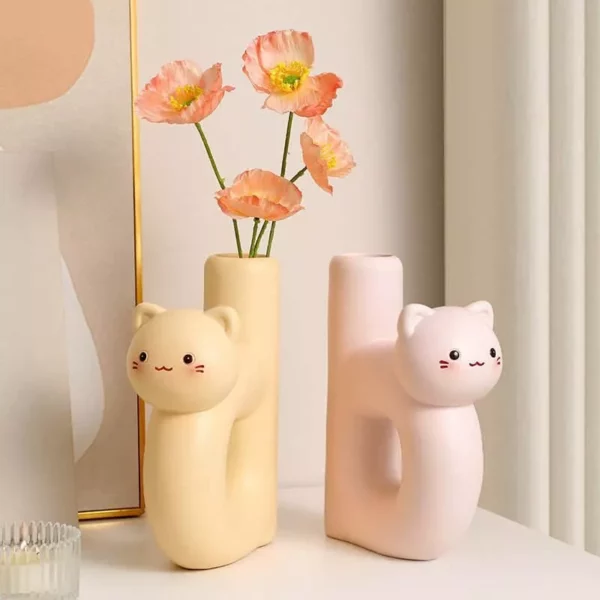 Charming Cat Letter D-Shaped Resin Vase - Image 4