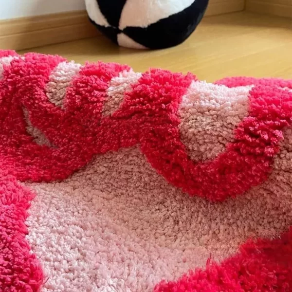 Charming Heart-Shaped Fluffy Rug