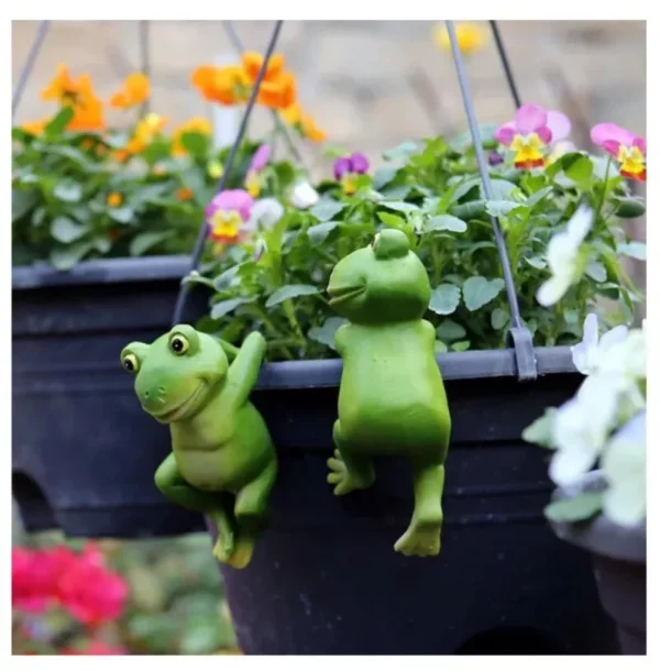 Charming Resin Frog Statue Plant Pot Hangers for Garden Decor