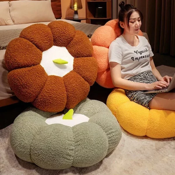 Plush Pumpkin-Shaped Futon Cushion