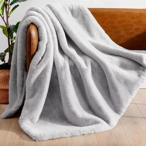 Ultra-Soft Luxurious – Cozy Warm Blanket