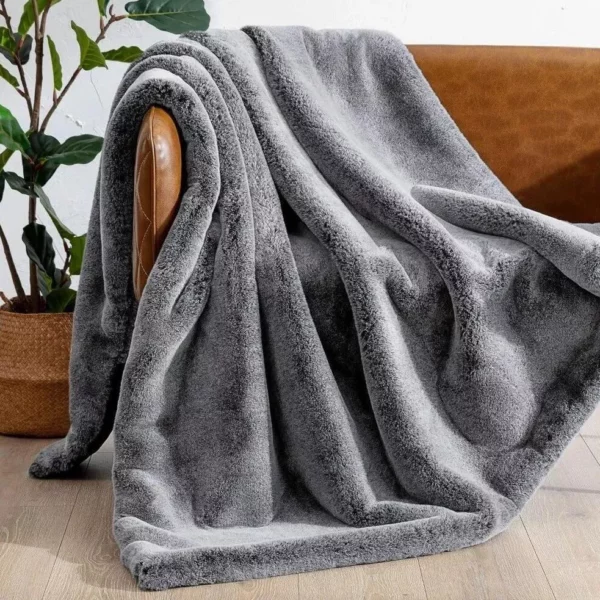 Ultra-Soft Luxurious - Cozy Warm Blanket - Image 6